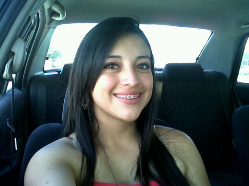 Que alegre es mi vida q mas puedo pedir amor belleza tranquilidad y la mejor de las vidas mmmm :)