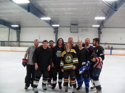 dreadpiratered's profile picture. Pilot,always busy, play in the involuntarys.