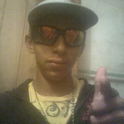MEU AMIIGO EH SOH DEUS , OH RESTTO EU SOH CONSIDERO U-U ;D 

facebook: http://t.co/eytvRaREZr