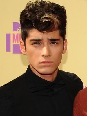 ONE DIRECTION 17-3-13♥ 0/5 of @onedirection follow me, woop. @ItsMidnightRed&@katiewaissel24 Follow♥
