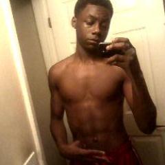 Ion fuxk w/ u , i fuxk w/ real niggas ...