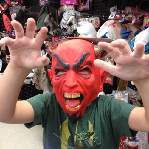 ButchHandsweat's profile picture. 