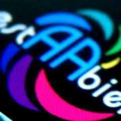 App que le muestra botillerías, bares, discotheques, bajones y moteles, y además le dice si están abiertos. Súper práctico ¿vio?