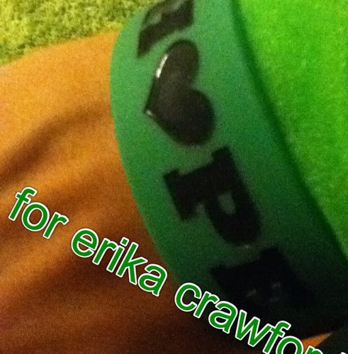 yo my nickname is skittles hola peace