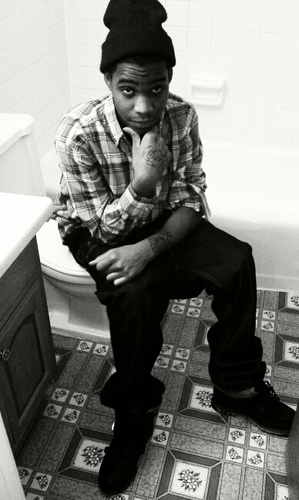 young boss nigaa all about my money so follow and ill follow back