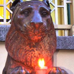 Vieta domājošiem cilvēkiem, kuri nebaidās pasmieties par sevi, nav sarūsējuši, nav aizspriedumiem pilni.