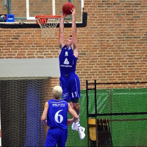 RCD324's profile picture. Gambling is illegal at Bushwood