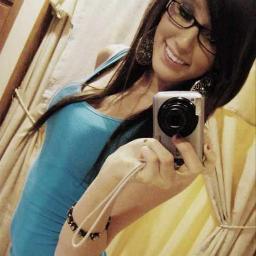 What is in other people's minds is not in my mind. I just do my thing. @JUSTIINSIMPSON is my lovable boyfriend!
