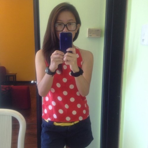 meg_z_h's profile picture. 