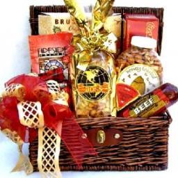 Are you looking for the best gift to give? Well look no further because http://t.co/mEPLklM13X has the widest selection of gift baskets you can want!