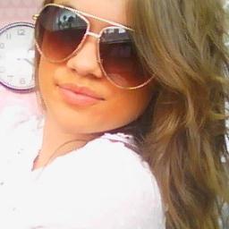 fleurvherpen's profile picture. All that you love is your soul. ❤❤