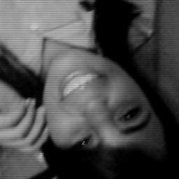 . αbouut. *:
   αriiαnnα , 15 αnoos. u__u soolteiirα & feeliz. (: .  . 
   soo isoo qq' vs perciisα sαbeer. (: SEGUEE ?
