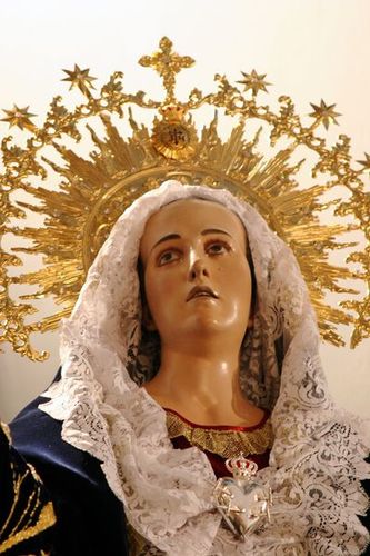 Stma. Virgen Dolorosa, obra de Francisco Salzillo, procesiona en la madrugada del Viernes Santo en la Cofradía Marraja, Cartagena.