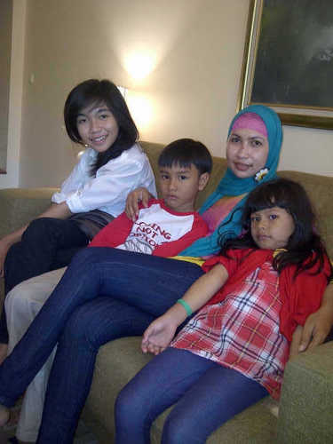 mama ina yang cantik dan baik hati :))