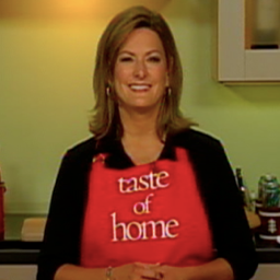 I am the editor in chief of the world's largest food media brand @TasteofHome. I'm a wife and a mom; I love to cook and cook to love!