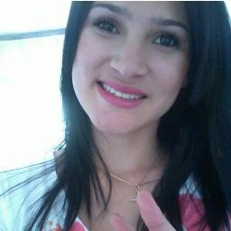 Não ligo quando me olham dos #pés a #cabeça... Pois #nunca farão a minha, nem muito menos #chegarão aos meus #pés!!!