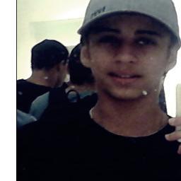 Confiamos naquele que diz  ' Eu sou a ressurreição e a vida,aquele que crê em mim ainda que esteja morto vivera.  '