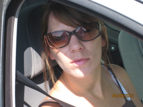 coiffeuse !30ans habite en sarthe a 1 enfant bientot 2 enceinte de 7 mois