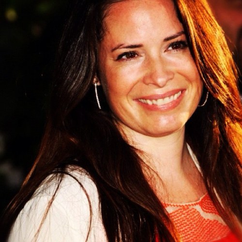 Holly Marie Combs Profile