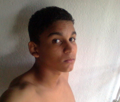 aLeGrE dE bEm CoM a ViDa E cOmIgO mEsMo.