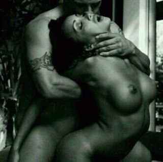 sundaycones's profile picture. ask and i will tell you.