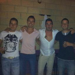 Bilbaino, Baltanasiego y madridista de corazón...Formo parte de la peña los Etilikos y me encanta el zumo de cebada!