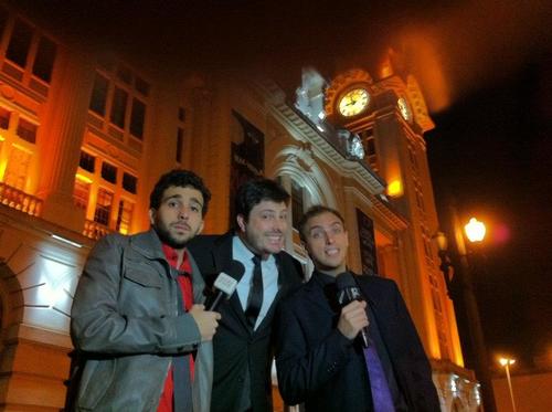 FC para @DaniloGentili, @MuriloCouto e @LeoLins,fazem parte do elenco do Agora e Tarde,e uns dos melhores humoristas de todos os tempo. Criado em: 27/09/12