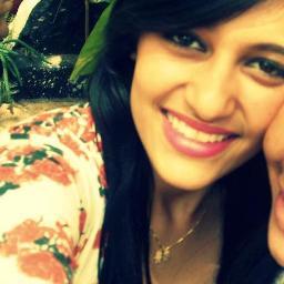 Geminiana, Moreninha, 14 aninhos, xata e boba... Minha MELHOR @miirelly_sz, TE AMÚUH minha negah!!.. Enfim,[...] The End :B Prazer, eu. ☊