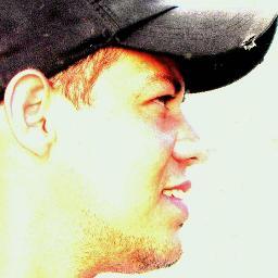 Sou seguidor incondicional de Jesus Cristo, meu Senhor e Salvador. Sirvo a Ele Levando o Evangelho onde Ele me chamar. Sou casado a 6 anos e muito feliz.
