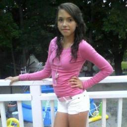 ♥ ; #ForeverAlone .. bestfriend position FILLED by: @JaneyaNicolee #AKANeyNey #TeamMilkChocolate #EatSleepCheer mention for a follow back ;x