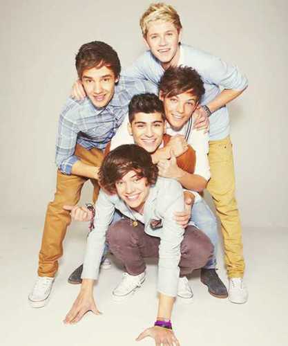 I love one direction and and iphones