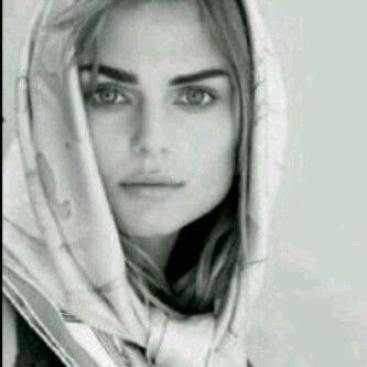 ان غبت ولم تجدوني اكون بحاجة للدعاء فادعولي ♥