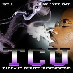 EVERYBODY GO FOLLOW @lilmarcusjones1 TRILL LIL NIGGA DWN ..TEAM LOVE MUSIC TEAM SMOKE LOUD
