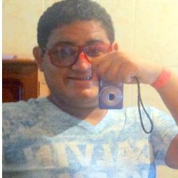 Procurando perfeição ? perfiil errado meu beem , quer criticar ?critiica, pois eu não viivo da opnião dos outros, mais sim do meu jeito (; *