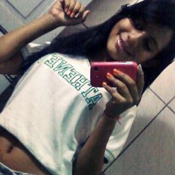 casada com @Raul_Claudioo s2
e MUITO feliiz  quer saber mais ? SEGUE :D