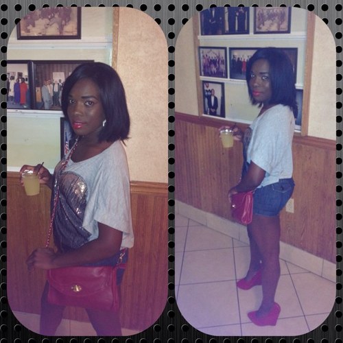 dark n sexy; dark n lovely; lovin life, life lovin me....lovin love and love lovin me bak!! i give thanks