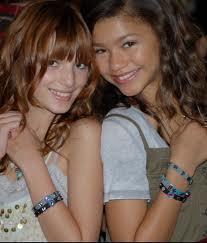 hey everyone!its me zendaya and i want you guys to follow me and i will follow you i love you all