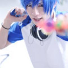 Vocaloid ''cantando pfvr '' u_u
I'm Blue (Da Ba Dee)