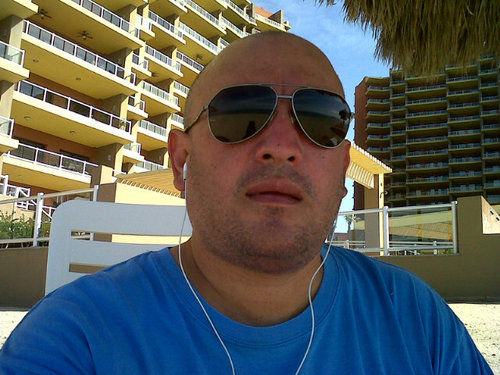 hola,soy Francisco, México , tengo 39 años. SKYPE yayito2002_3