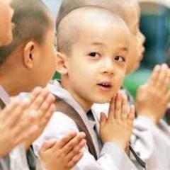 Devina_yoopy's profile picture. 