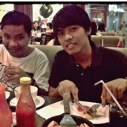picit follow itu genk╰_╯