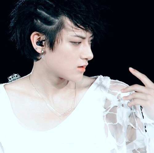 ☃ผม 'แพนด้าเทา' ผมขอบตาไม่ดำ(?) ผมชอบกินใบไผ่ ผมหล่อมากนะ ผมน่ารักเว่อร์ ฟอลสิเบบี๋ รับผมไว้ไม่เสียหาย(❥)