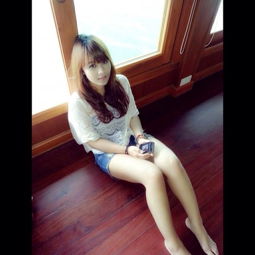 ..ให้เป็นความคิดถึง แม้นานเท่าไหร่ เธอจะอยู่ในใจ เป็นเรื่องจริงในความทรงจำ