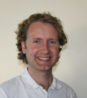 I am a software developer and dad. I wrote ImageWalker and Diffractor.