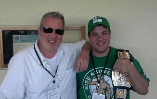 TheRealStumania's profile picture. wrestling fan weed smoker all around awesome guy take cair spike your hair #WWWYKI