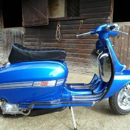 Scooter rider to enjoy