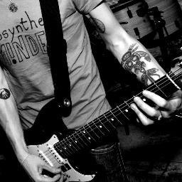 clementineswirl's profile picture. Pierre Hassenboehler,
Mixed media shites, 2times dad's 🧜‍♀️🧚‍♀️ and guitar god. Frenchie loving in Bristol. NHS night shifter Zzzz.