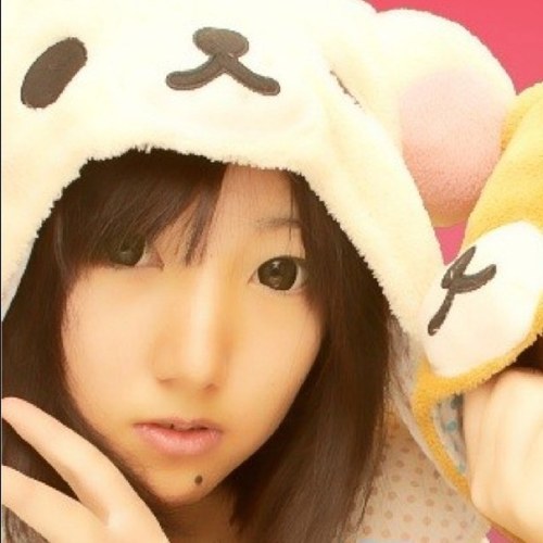 暇を持て余したJK2＼(^o^)／管理栄養士になりたいが頭が足りない可哀想な人＼(^o^)／オタクだよ！コスプレするよ！同じ趣味なら即フォロー＼(^o^)／好き、コスプレ、ボカロ、あの花、ハガレン、D灰、貧乏神がっ！、あっちこっち、ニャル子さん、ゆるゆりっ、けいおんとかいろいろ！あとV系も好き好きっ！