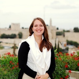 DahliaBernstein's profile picture. 