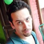 Creador y administrador del sitio web de la DINAC, artista nato, bailarin, padre de familia, y hombre enamorado.